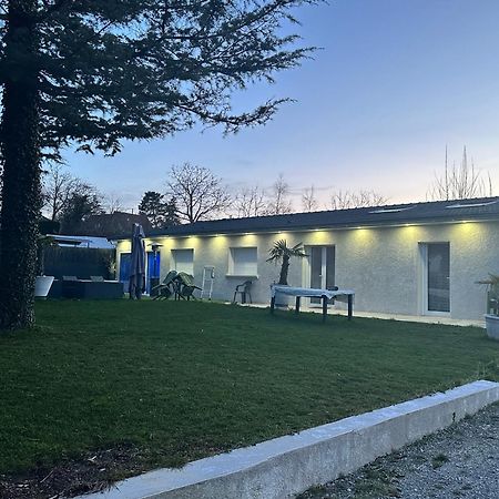Le Miroir Vila Domerat Exterior foto